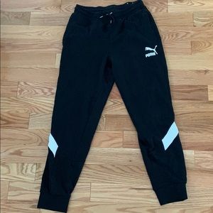 Puma High-Rise Joggers!